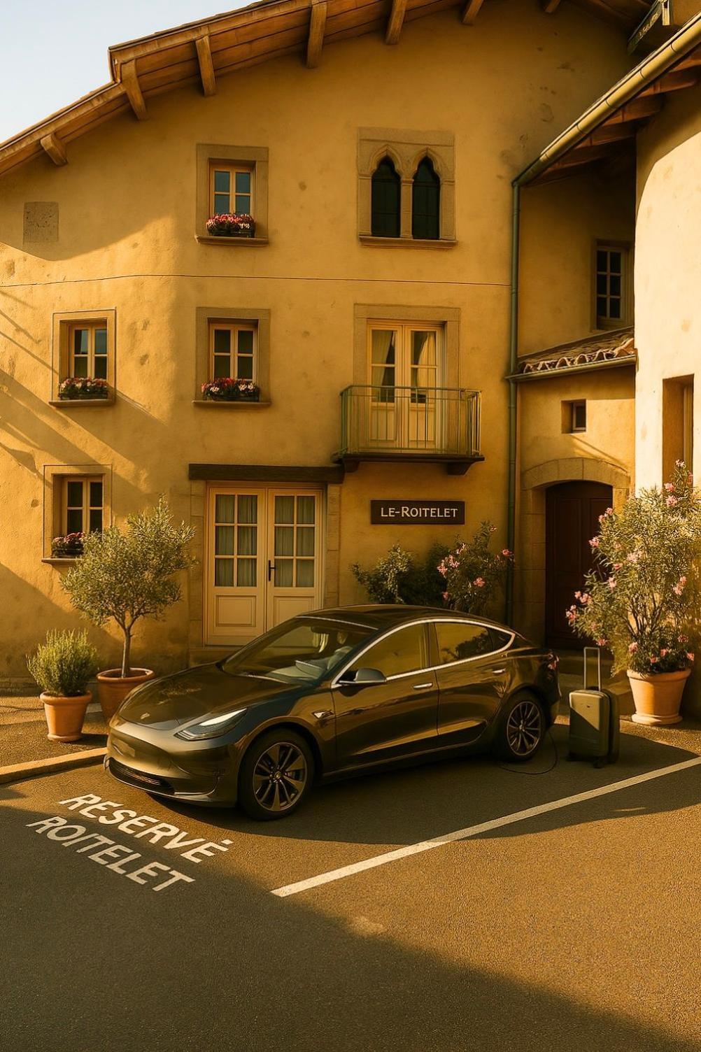 Appart'Hotel Chaleureux Au Coeur De Tullins - Le Roitelet Εξωτερικό φωτογραφία